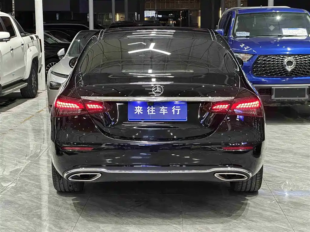 MERCEDES-BENZ E CLASS