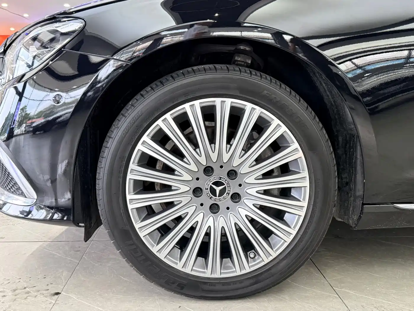 Mercedes-Benz E-Class 2022 E 300 L Luxury фото 19