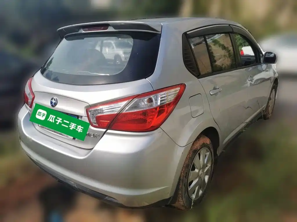 Venucia R50 2015 2013 1.6L Manual Fashion