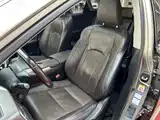 Фото 33 - Lexus RX