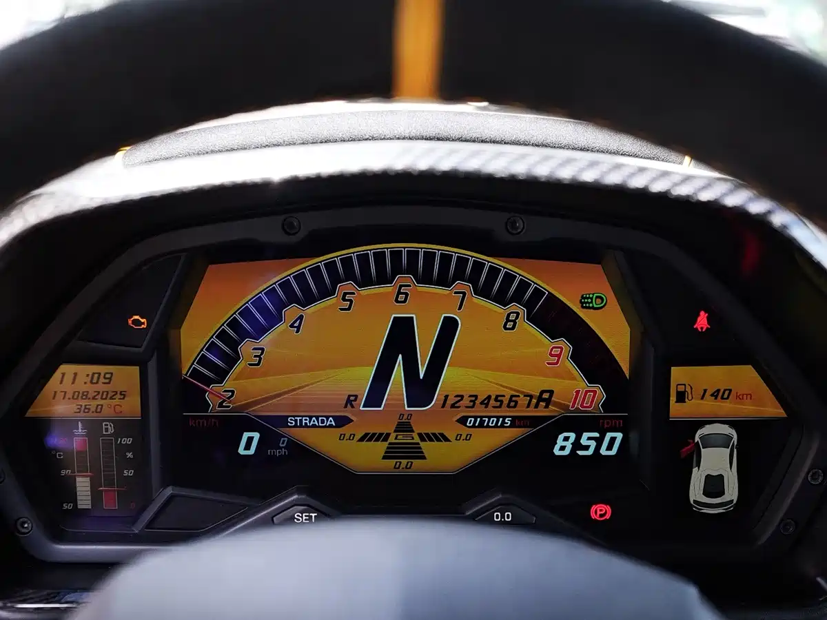 Lamborghini Aventador 2016 2015 LP 750-4 Superveloce