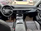Photo 16 - Audi A8