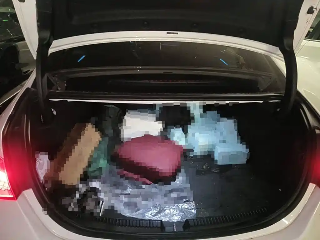 Фото 5 - Mercedes-Benz C-Class