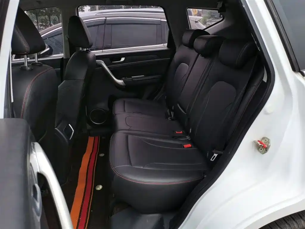 Haval M6 2017 1.5T Automatic 2WD Premium фото 16