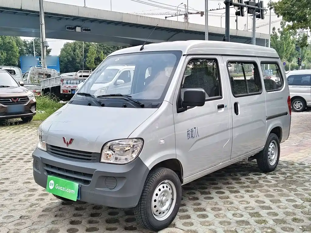  Wuling Motors Wuling Zhiguang 2023 1.5L Utility 5/7-seater