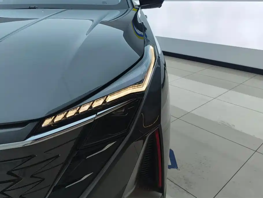 CHANGAN CHANGAN AUCHAN Z6