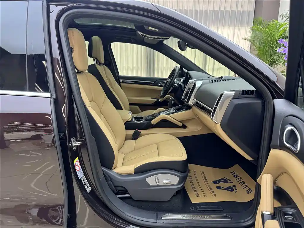 Porsche Cayenne 2016 Cayenne 3.0T фото 12