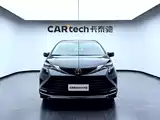 Фото 2 - Toyota Sienna
