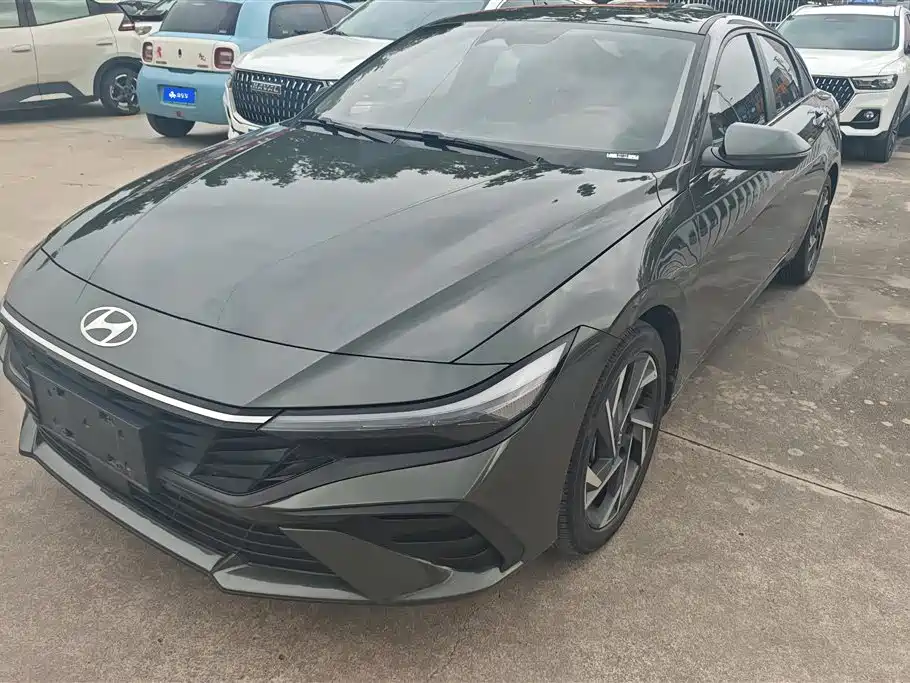 Hyundai Elantra 2023 Model 1.5L CVT LUX Premium Edition