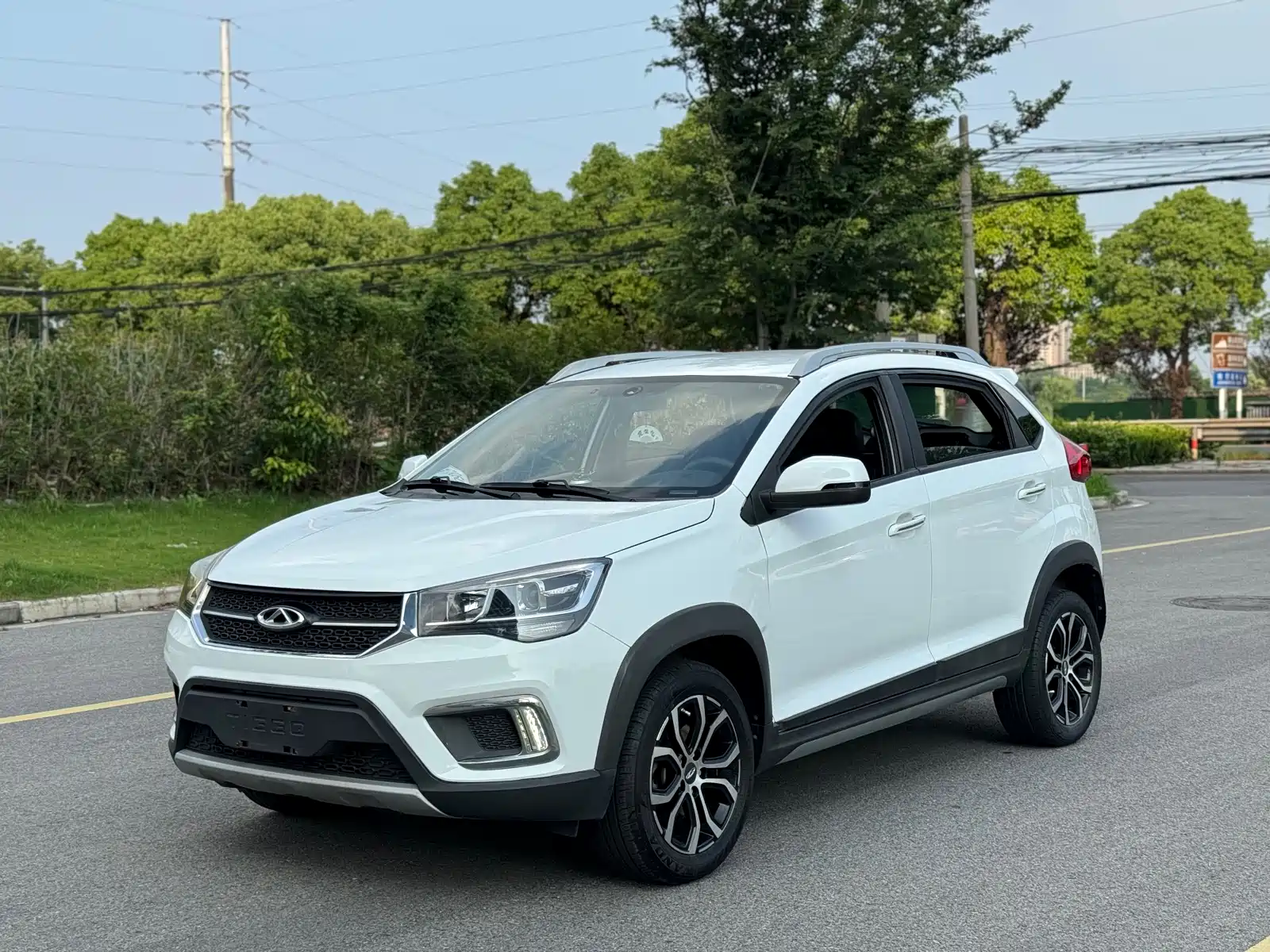 Photo 1 - Chery Tiggo 3x