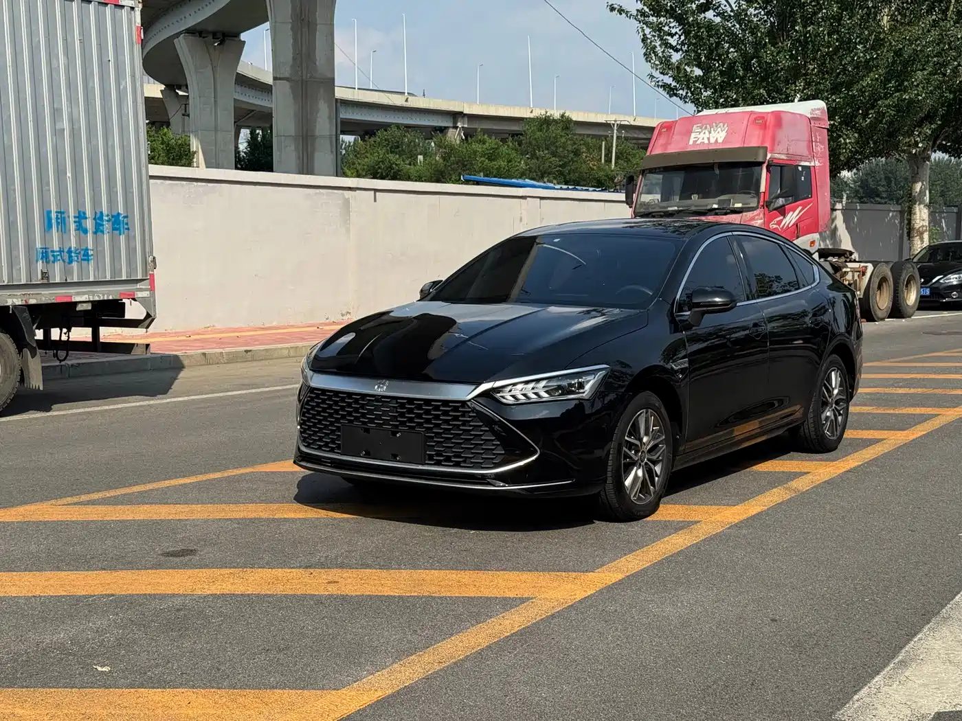 Фото 1 - BYD Qin PLUS