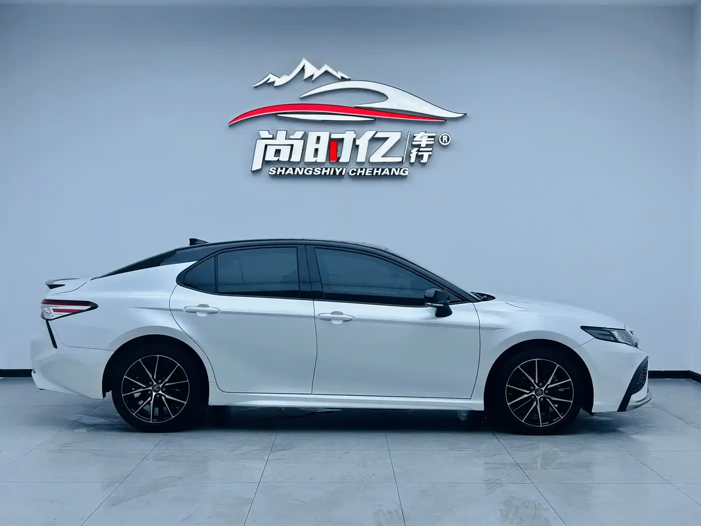 Toyota Camry 2021 2.0S Sporty Edition фото 5
