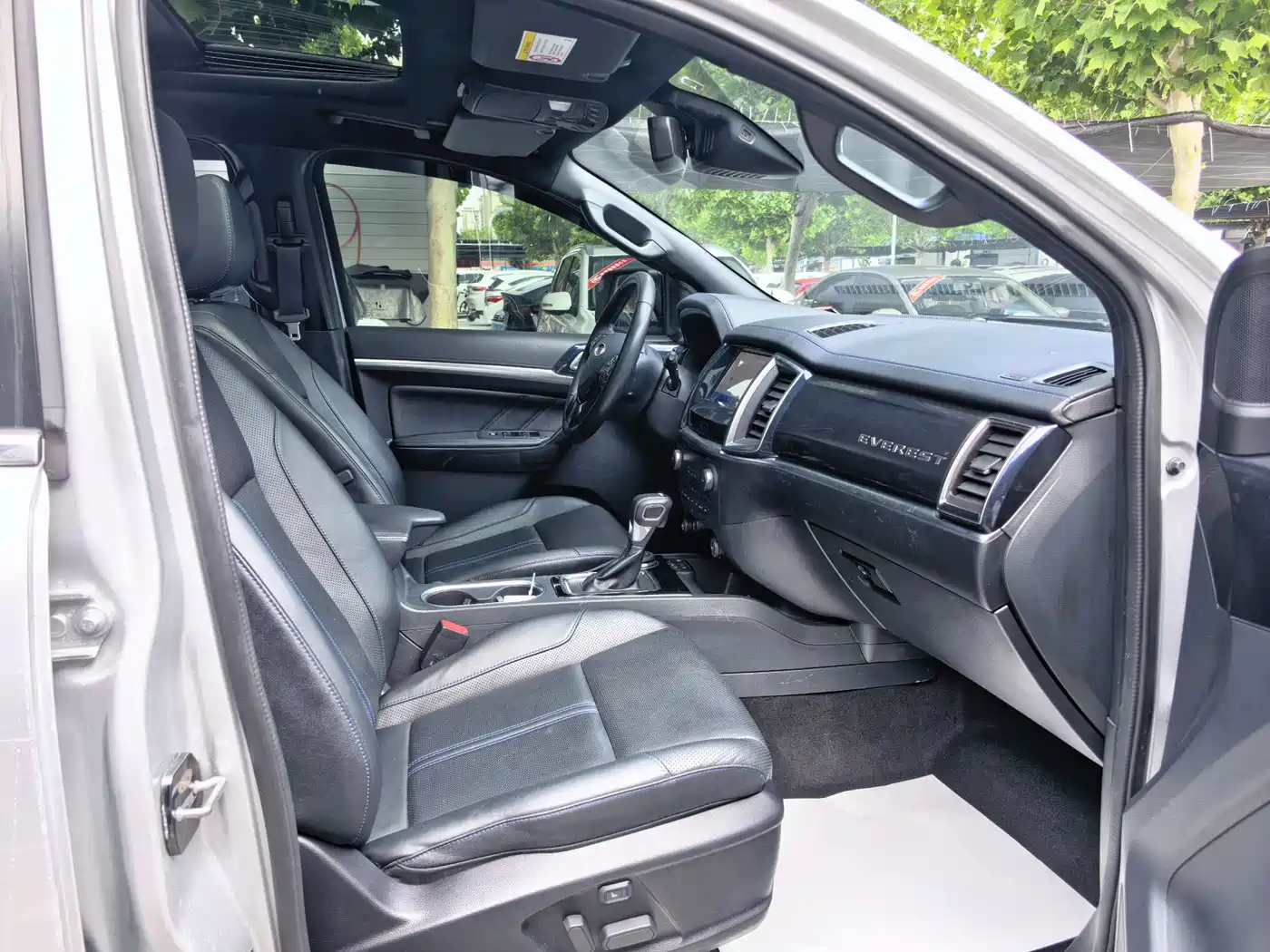 Ford Everest 2020 Sport Edition 2.3T Gasoline Automatic AWD Flagship 7-Seater фото 6