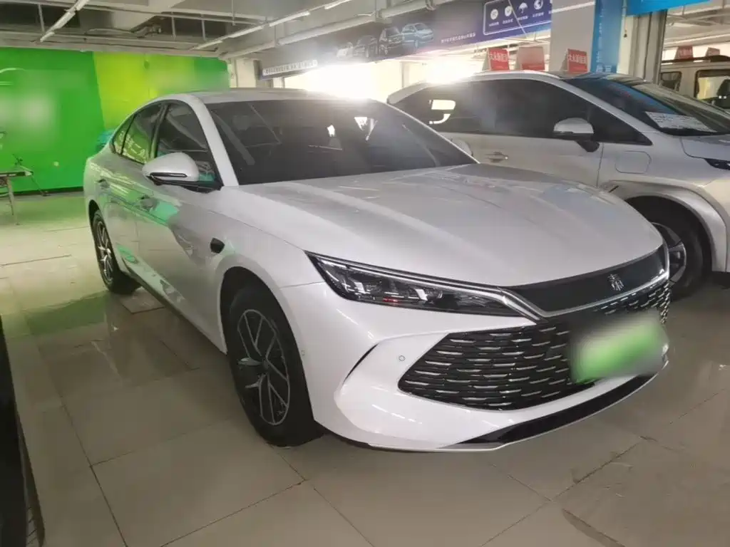 Фото 4 - BYD Qin L