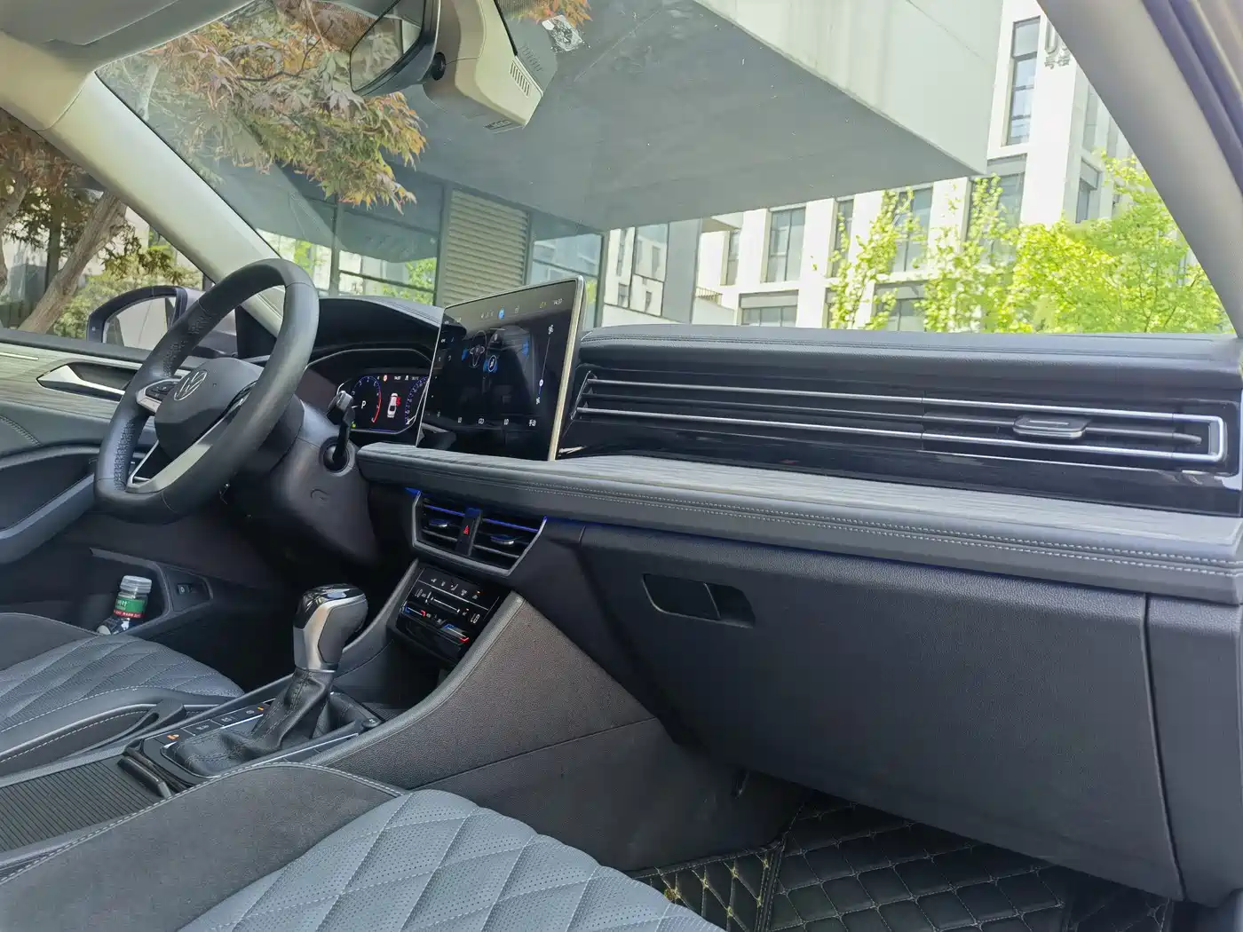 Volkswagen Sagitar 2023 300TSI DSG Excellence Edition фото 10