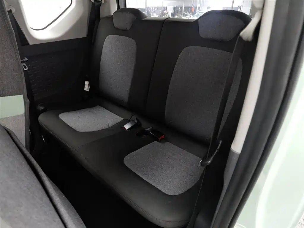 WULING AUTOMOBILE HONGGUANG MINIEV