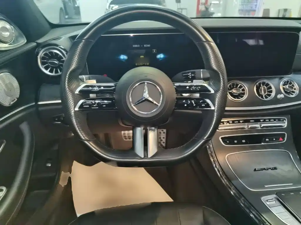 Фото 11 - Mercedes-Benz E-Class (Import)