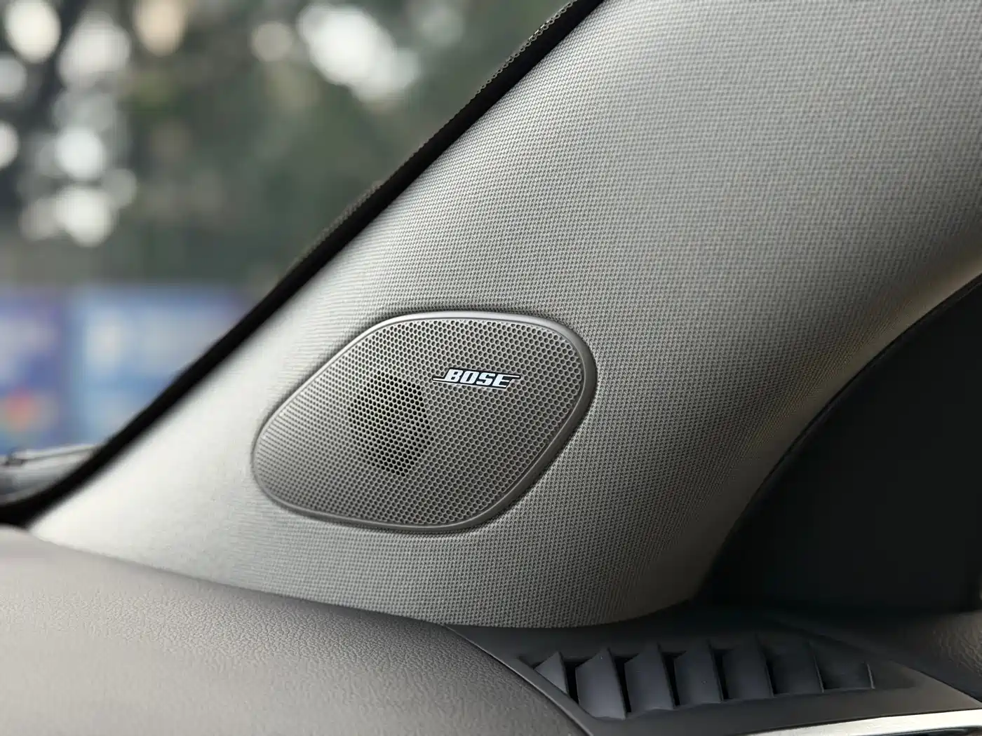 Фото 25 - Cadillac SRX