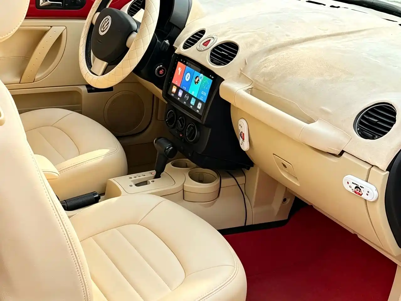 Volkswagen Beetle 2011 2010 Model 2.0 BlackOrange Comfort Edition