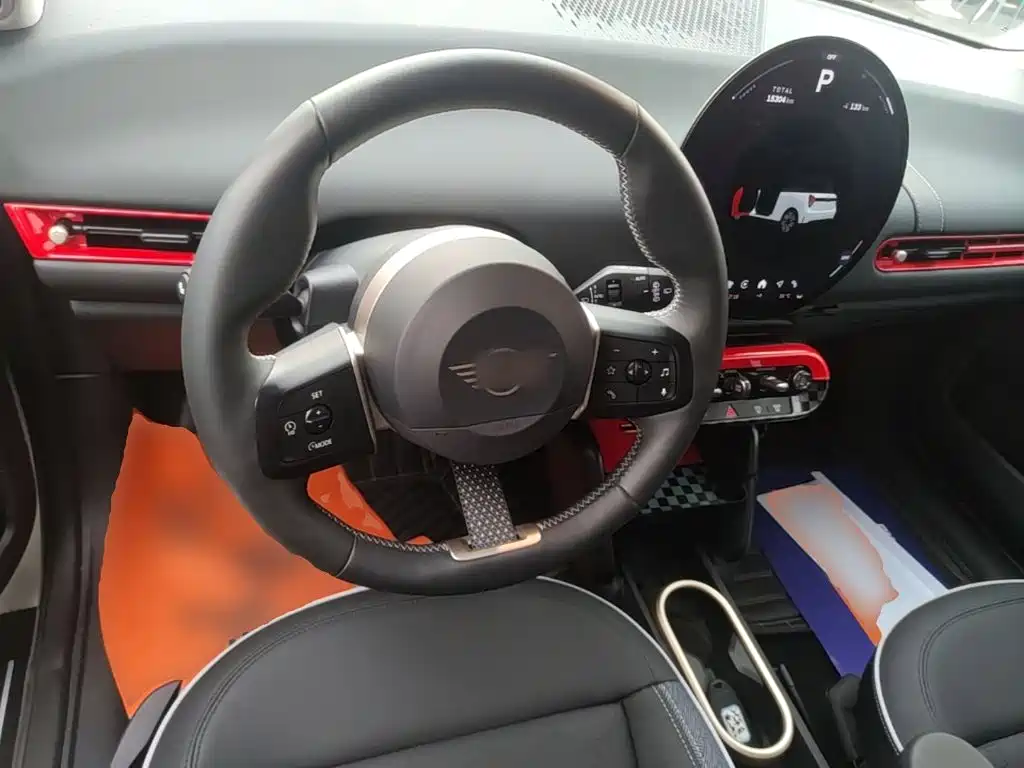 MINI Electric MINI COOPER 2025 2025 Model 456km COOPER E Classic