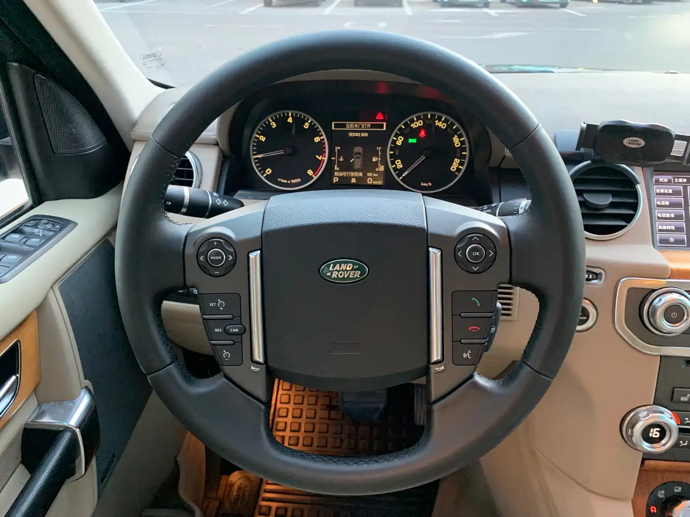 Фото 9 - Land Rover Discovery