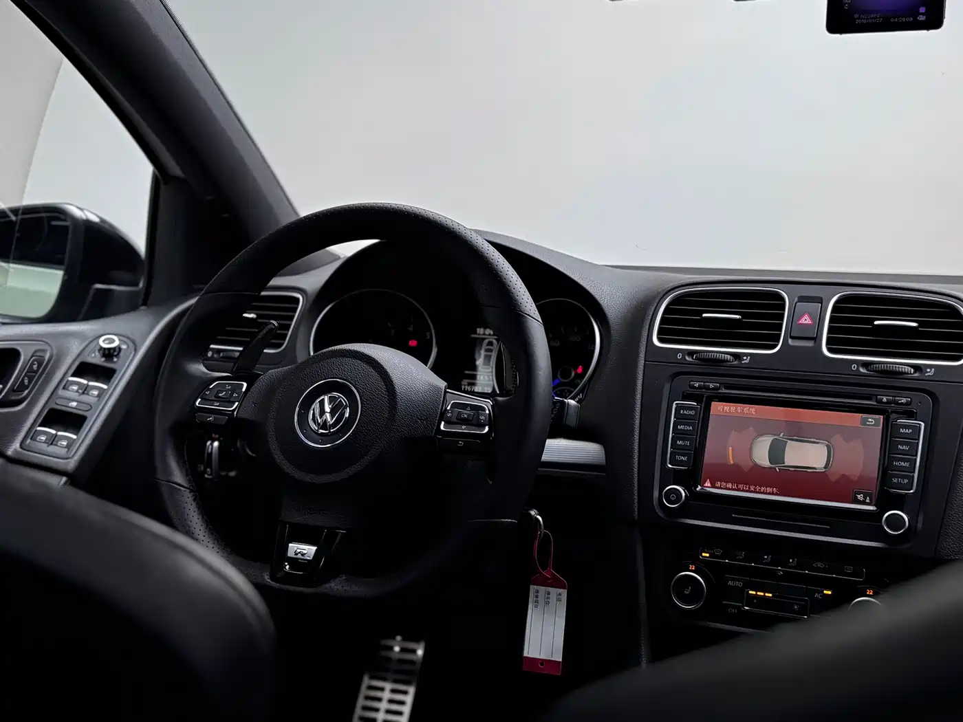 Volkswagen Golf (Import) 2011 2.0TSI R фото 16