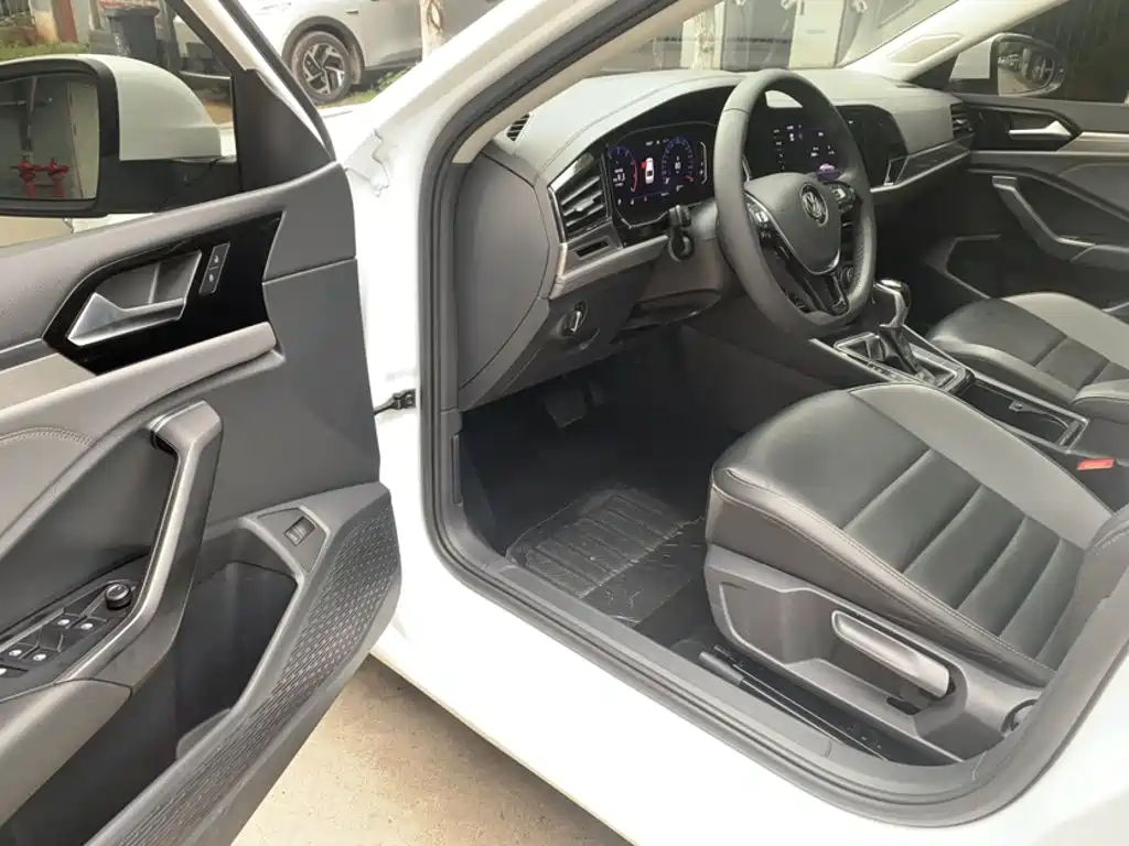 Volkswagen Sagitar, миниатюра 6