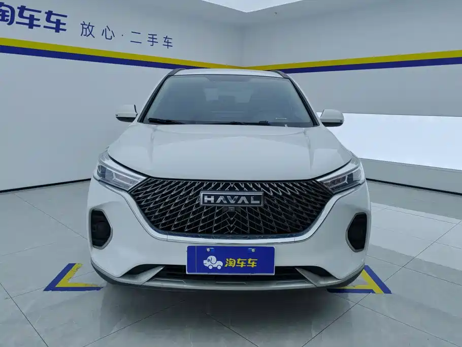 Photo 2 - Haval M6