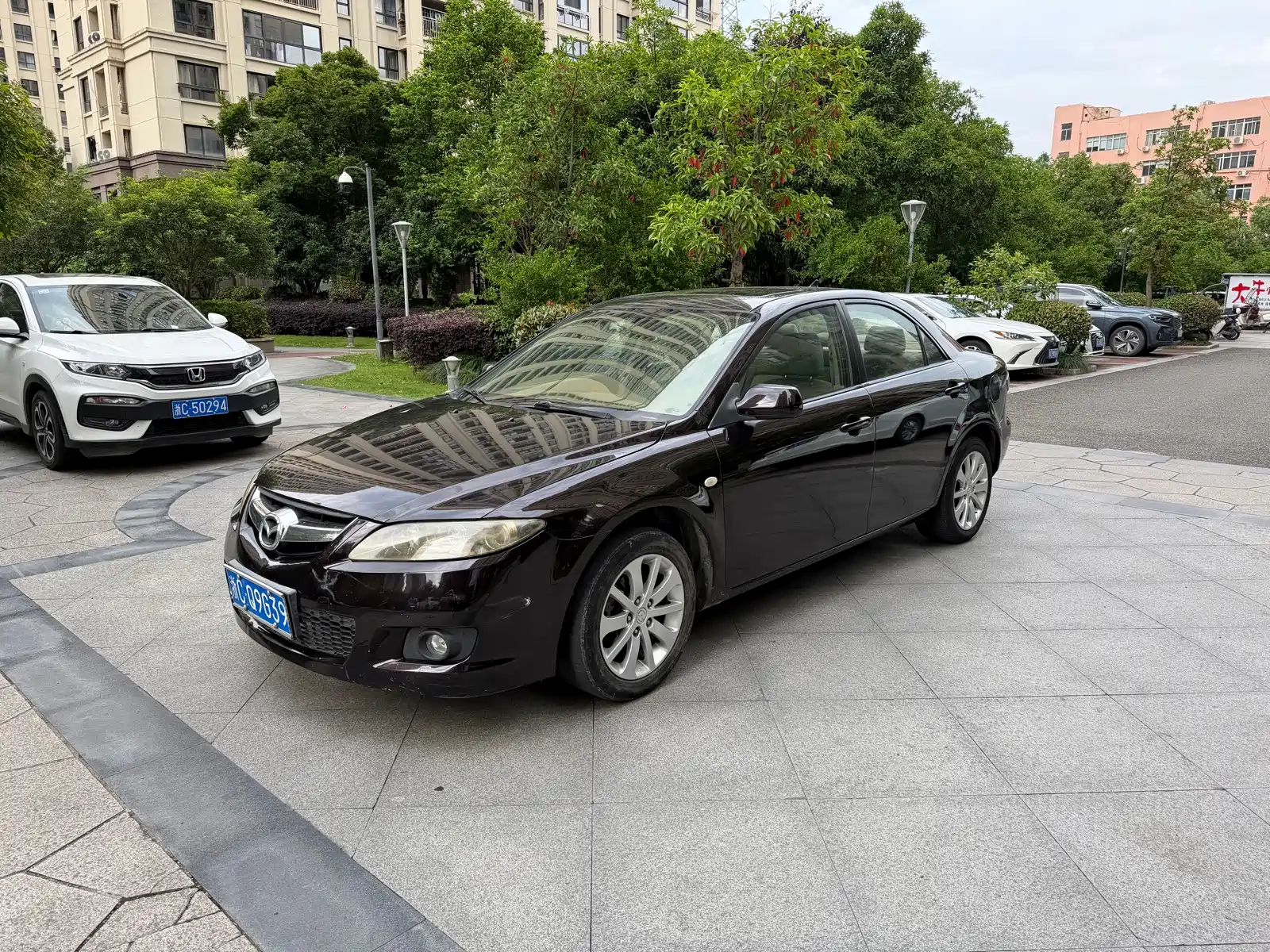 Фото 1 - Mazda 6