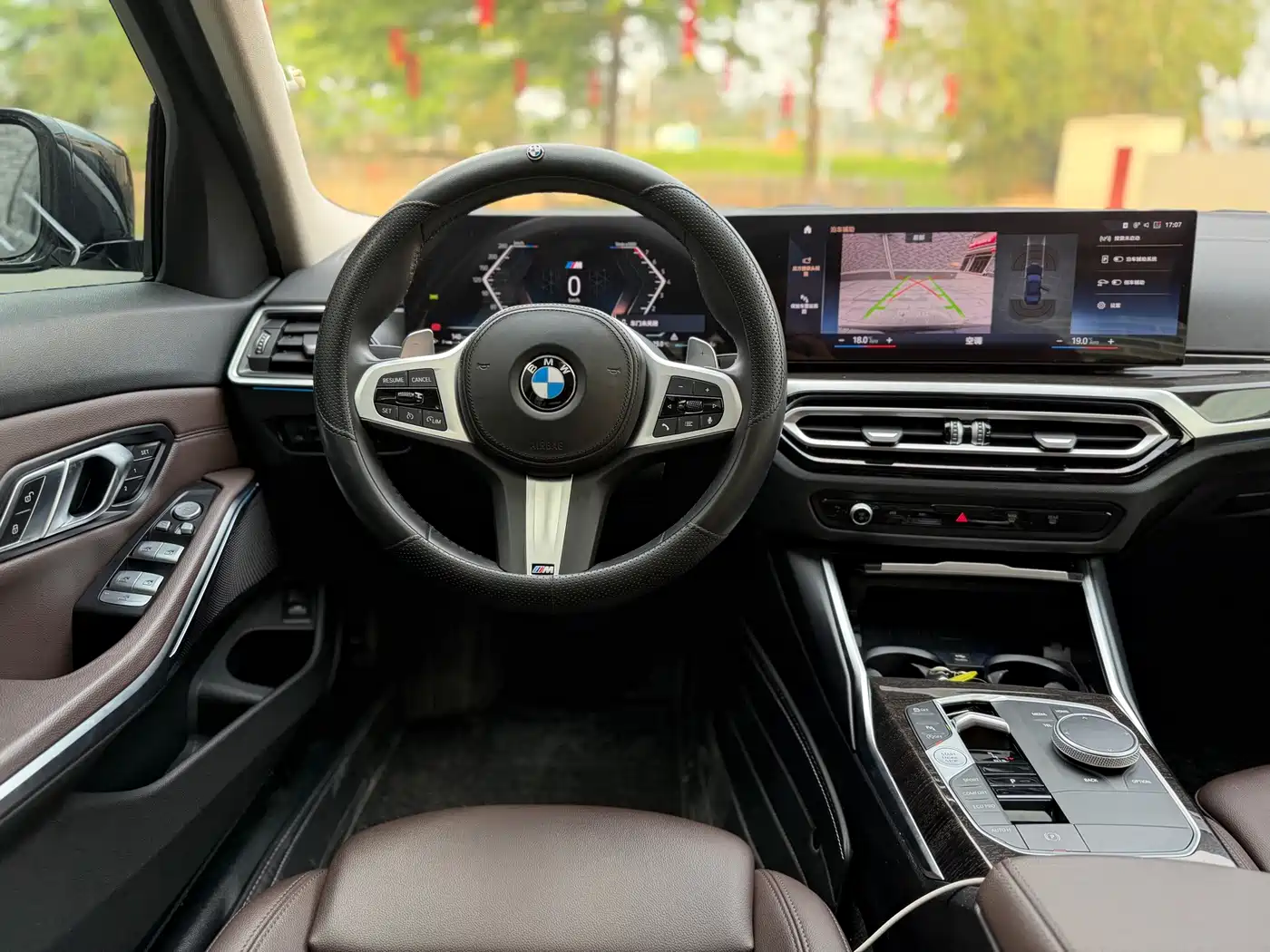 BMW 3 Series 2023 325Li M Sport Package фото 14