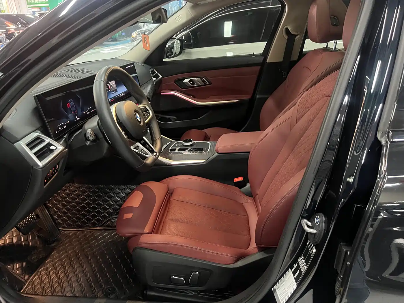 BMW 3 Series 2024 325Li M Sport Package фото 16