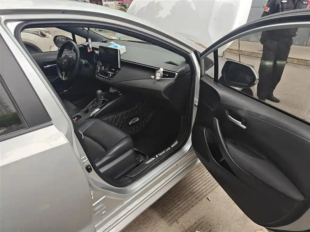 Toyota Levin 2019 185T CVT Luxury Edition China VI фото 18