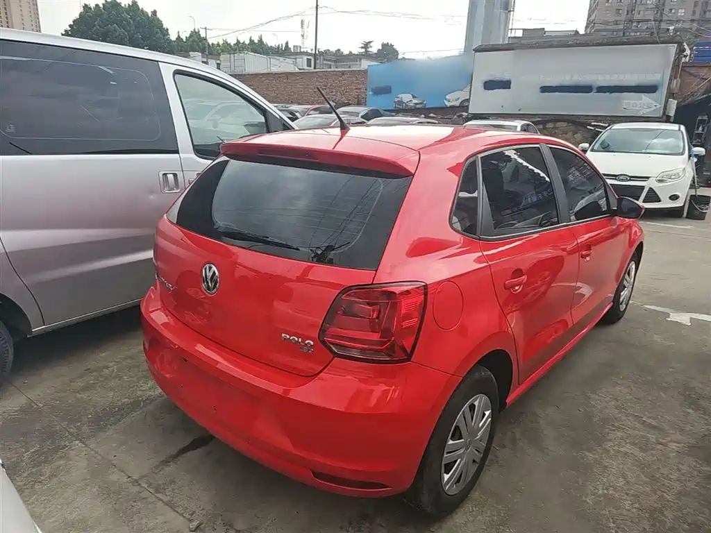 Volkswagen Polo 2018 1.5L Manual Safe Drive фото 7