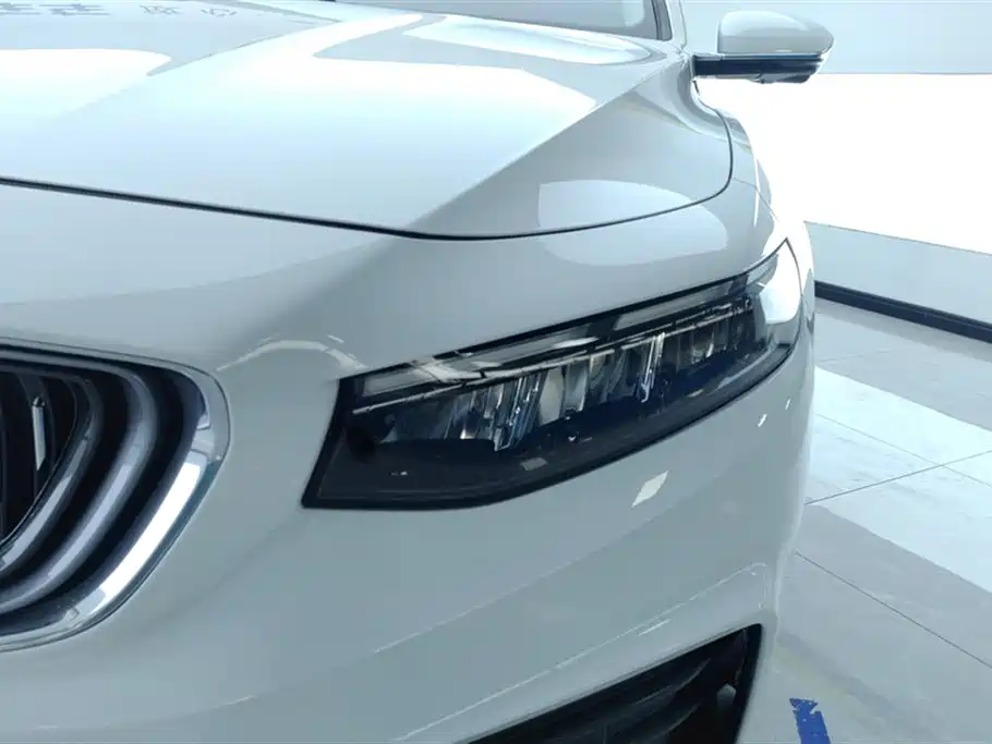 GEELY AUTOMOBILE XINGRUI