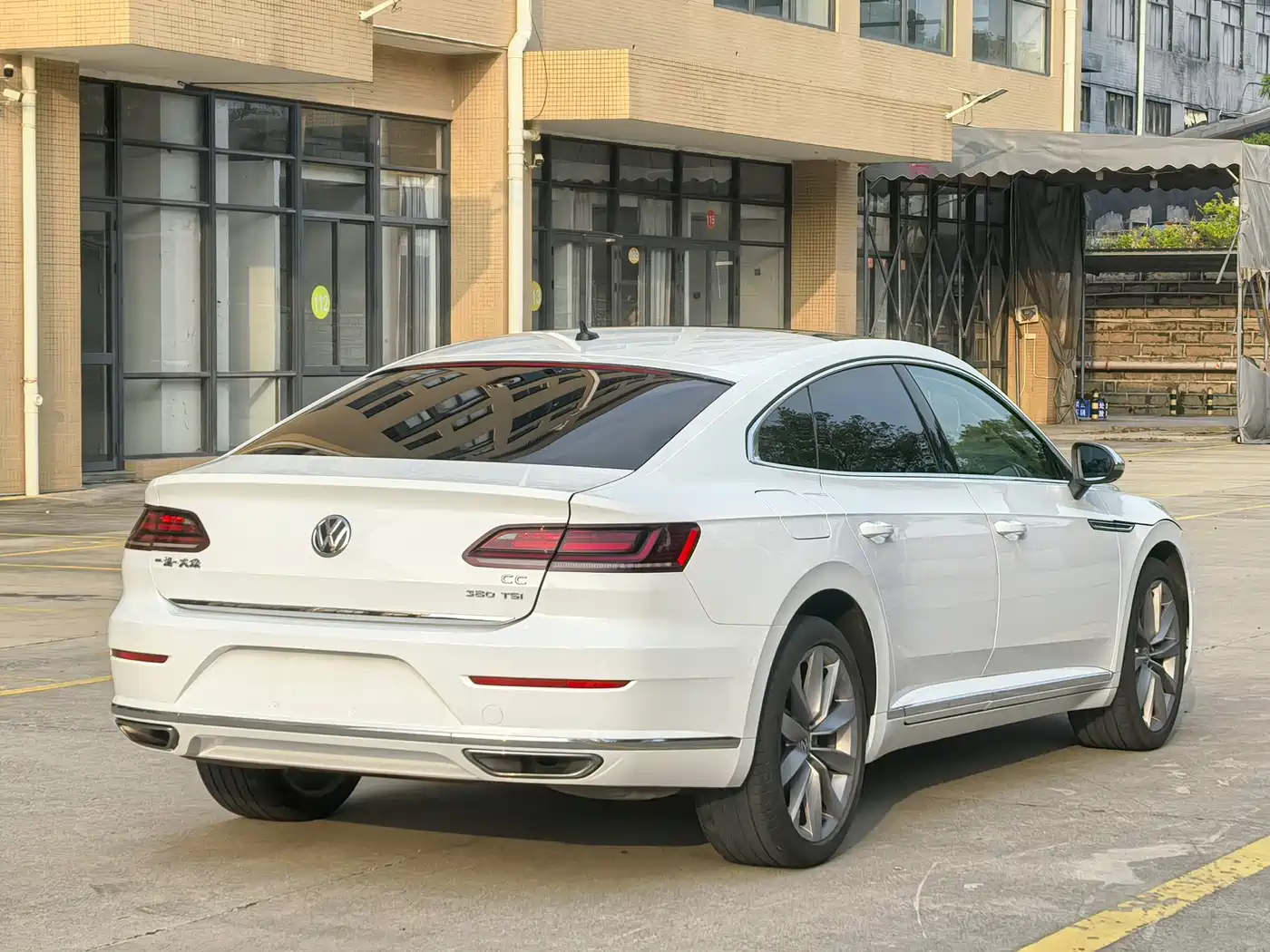 Volkswagen FAW-Volkswagen CC 2019 380TSI Glamour Edition China V фото 2