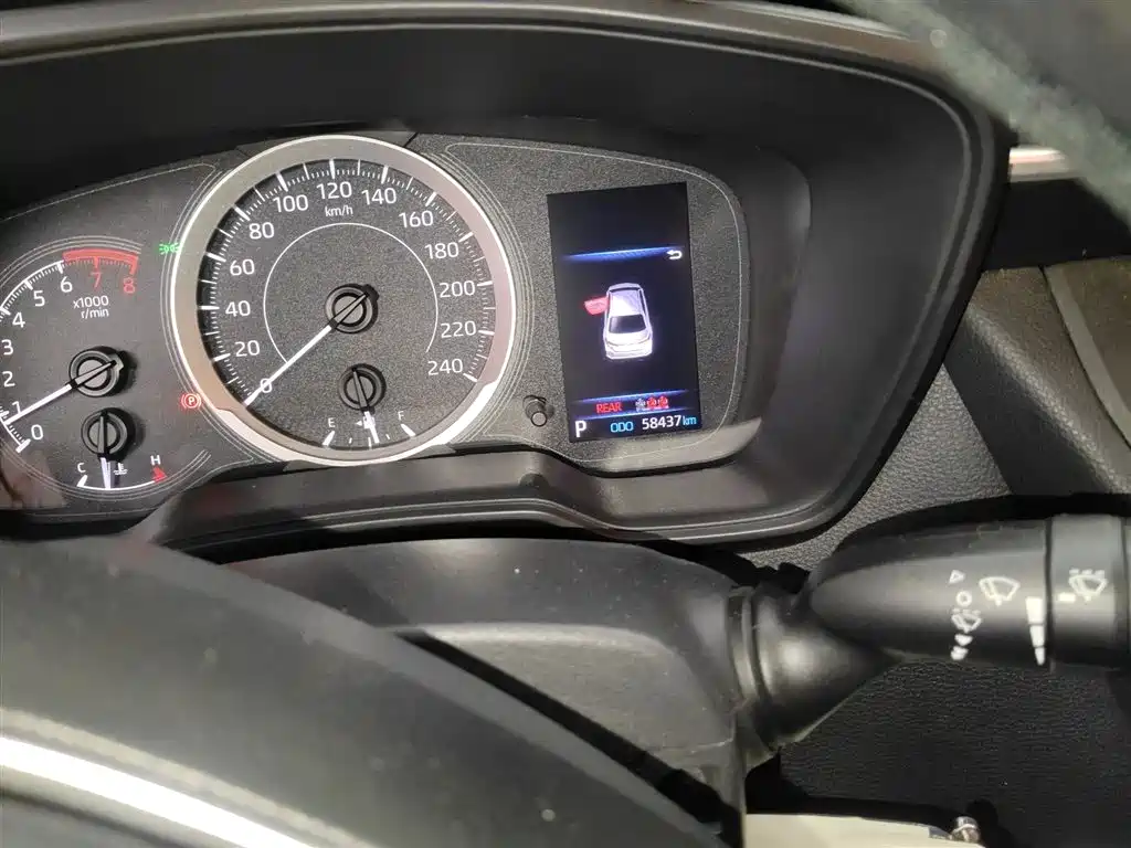 Toyota Corolla 2021 1.2T S-CVT Pioneer Edition фото 5