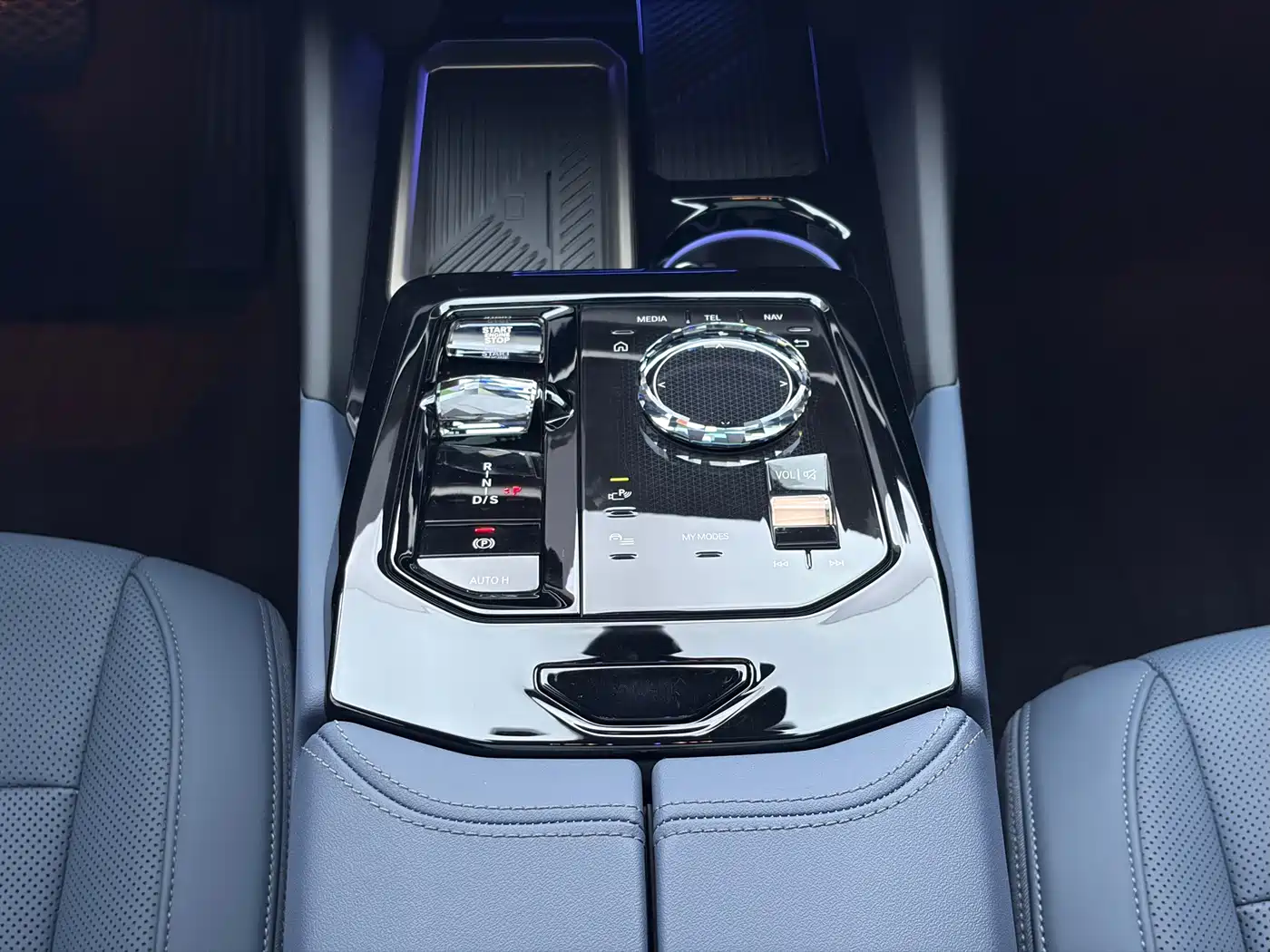 Фото 21 - BMW 5 Series