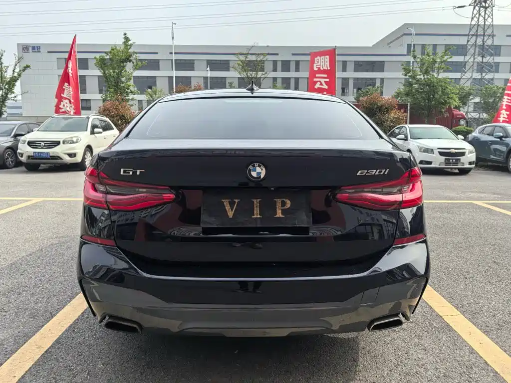 Фото 9 - BMW 6 Series GT
