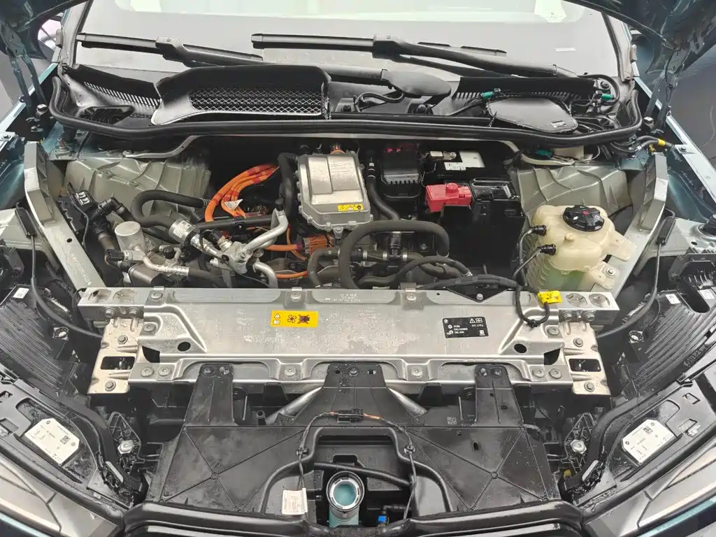 Фото 8 - BMW iX
