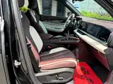 Фото 10 - Geely Monjaro