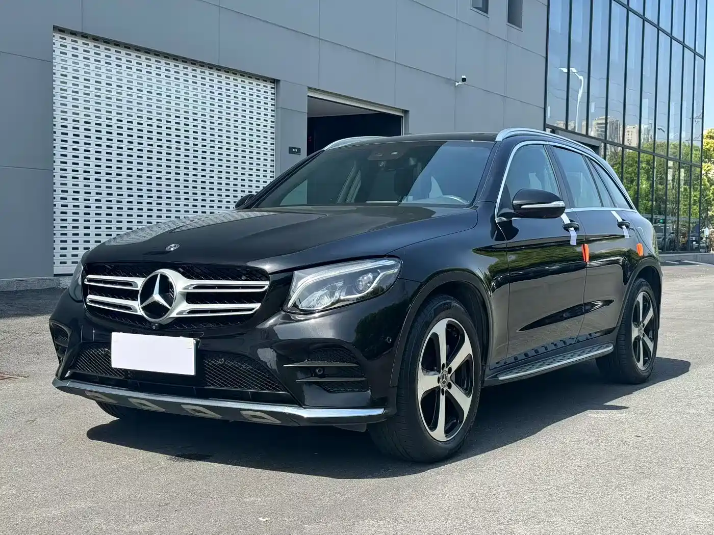 Mercedes-Benz GLC 2018 GLC 260 4MATIC Luxury