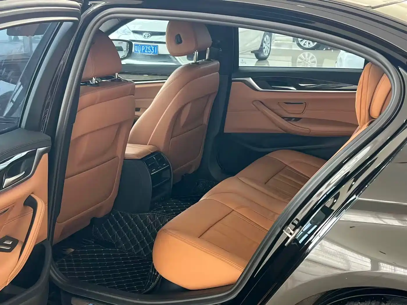 BMW 5 Series 2018 Facelift 530Li Leading M Sport Package фото 4