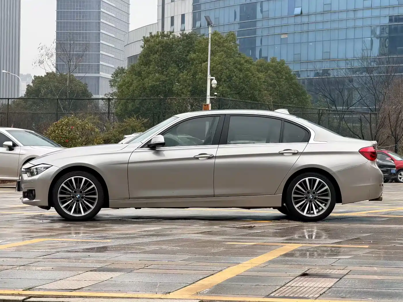 BMW 3 Series 2018 320Li Fashion Style фото 9