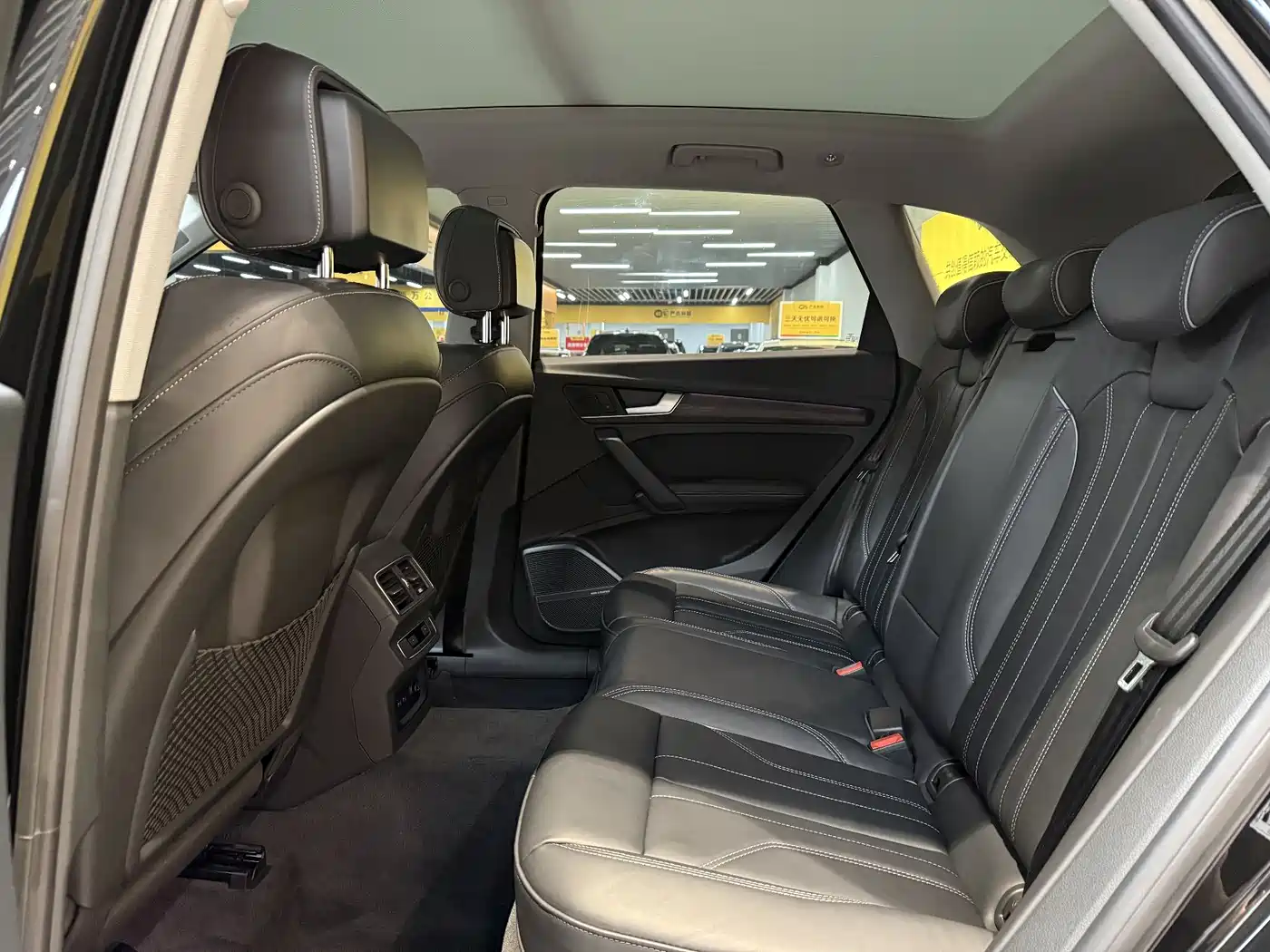 Audi Q5L 2024 Model 45 TFSI Luxury Dynamic фото 10