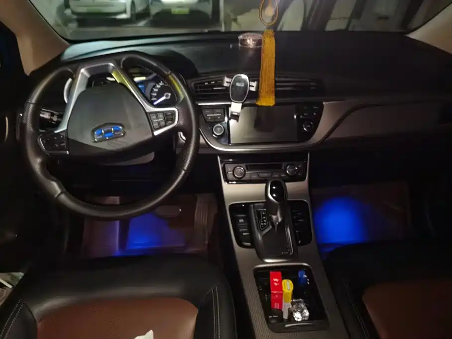 Geely Emgrand GS 2016 2016 Elegant Edition 1.3T Automatic Premium Type