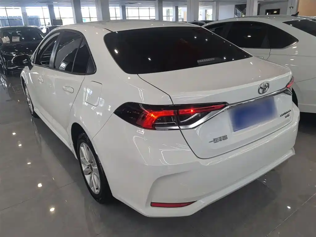 Toyota Corolla 2023 1.2T Elite Edition фото 5
