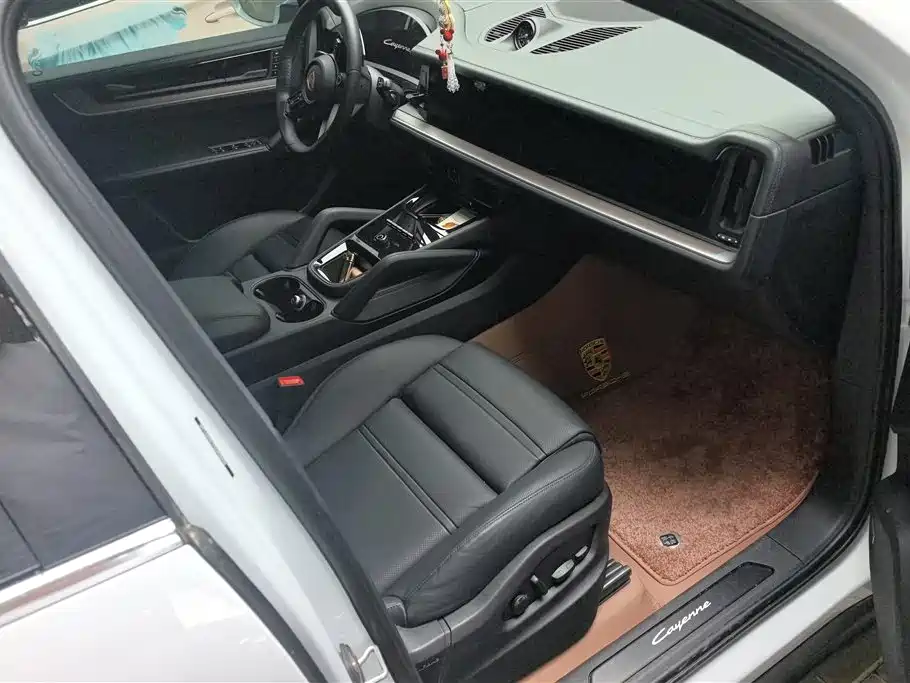 Porsche Cayenne 2025 Cayenne 3.0T Dream Chaser Edition фото 8