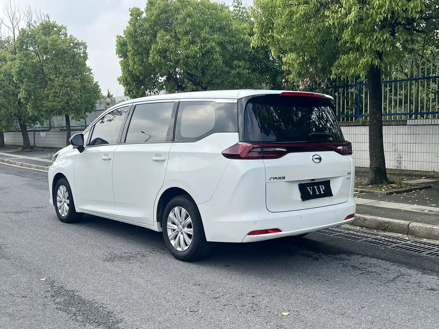 GAC Trumpchi Trumpchi M6 2019 270T Automatic Luxury (7-seater) China V фото 7