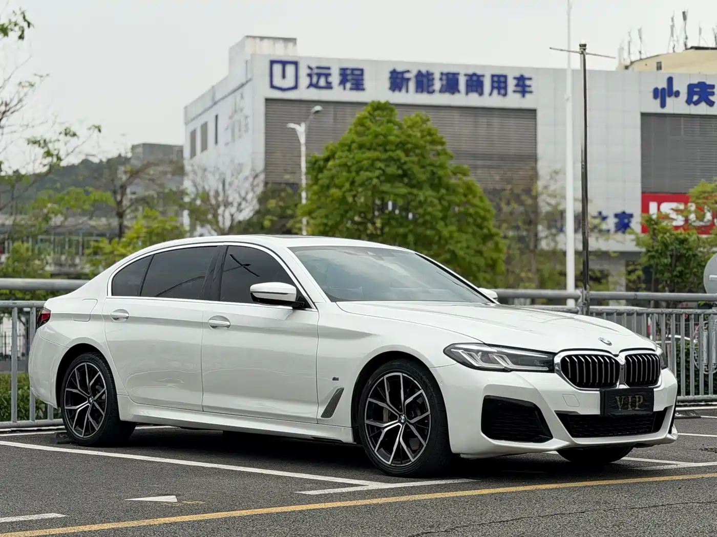 BMW 5 Series 2022 530Li Exclusive M Sport Package фото 3
