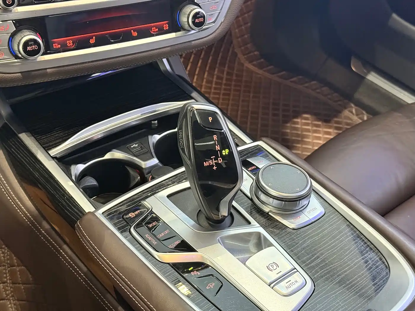 BMW 7 Series 2019 Facelift 730Li M Sport Package фото 9